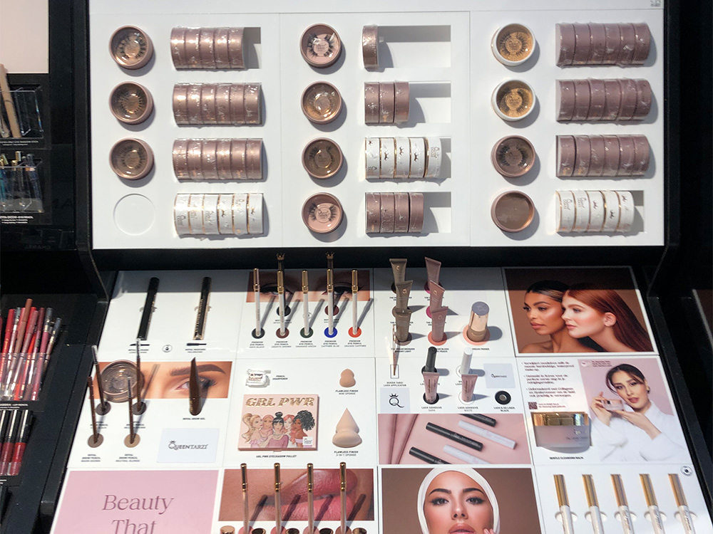 makeup display